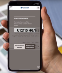 PFLEIDERER WORKAPP - NÁVRH JÍT Ruku se smartphonem spusťte Pfleiderer WorkApp. Skener dekorů je aktivní.