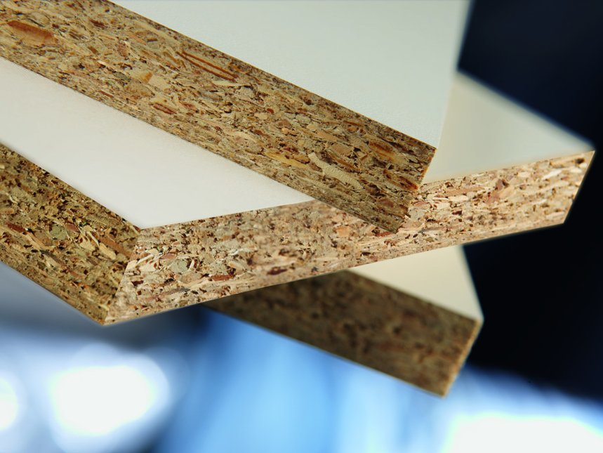 DecoBoard from Pfleiderer DecoBoard on a classic P2 particleboard from Pfleiderer with a white direct coating