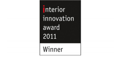 Interior Innovation Award 2011 Label van de Interior Innovation Award met wit schrift op een zwarte rechthoek